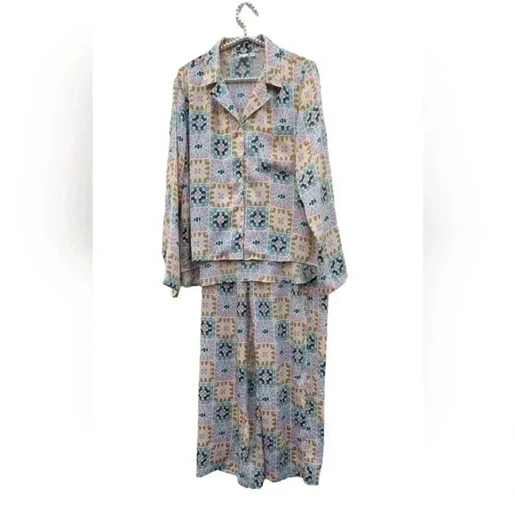 B.P. Women's Satin Pajama Set in Ivory Egret Crochet Square Multicolored NWOT - Picture 1 of 7